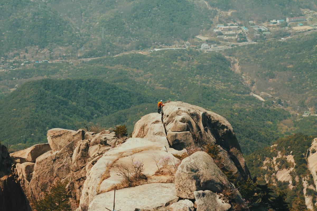Inner Win Self Growth Message in the Chaos of Modern Finance